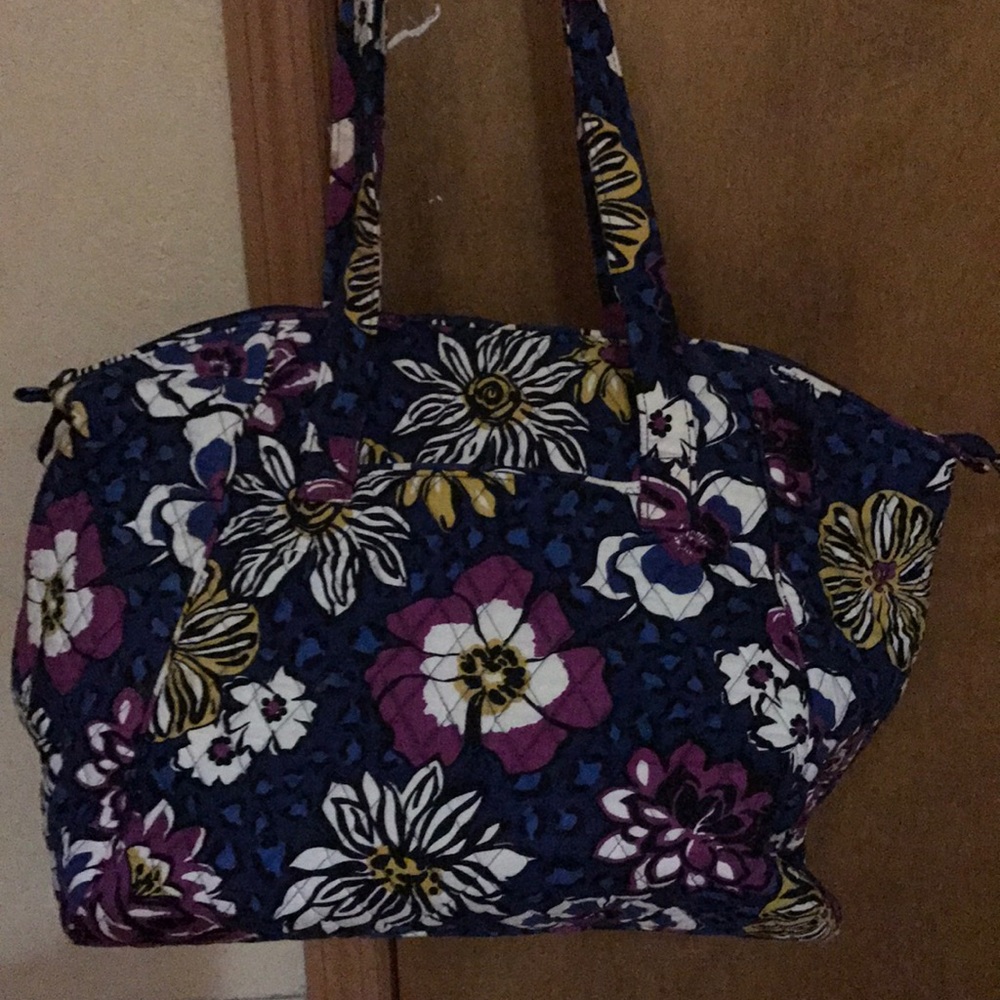 Vera Bradley tote bag
